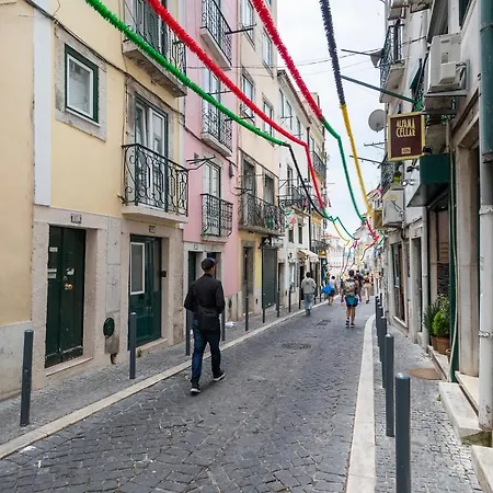 Historical Alfama, Building Top, 5Mn To Train And Subway-2